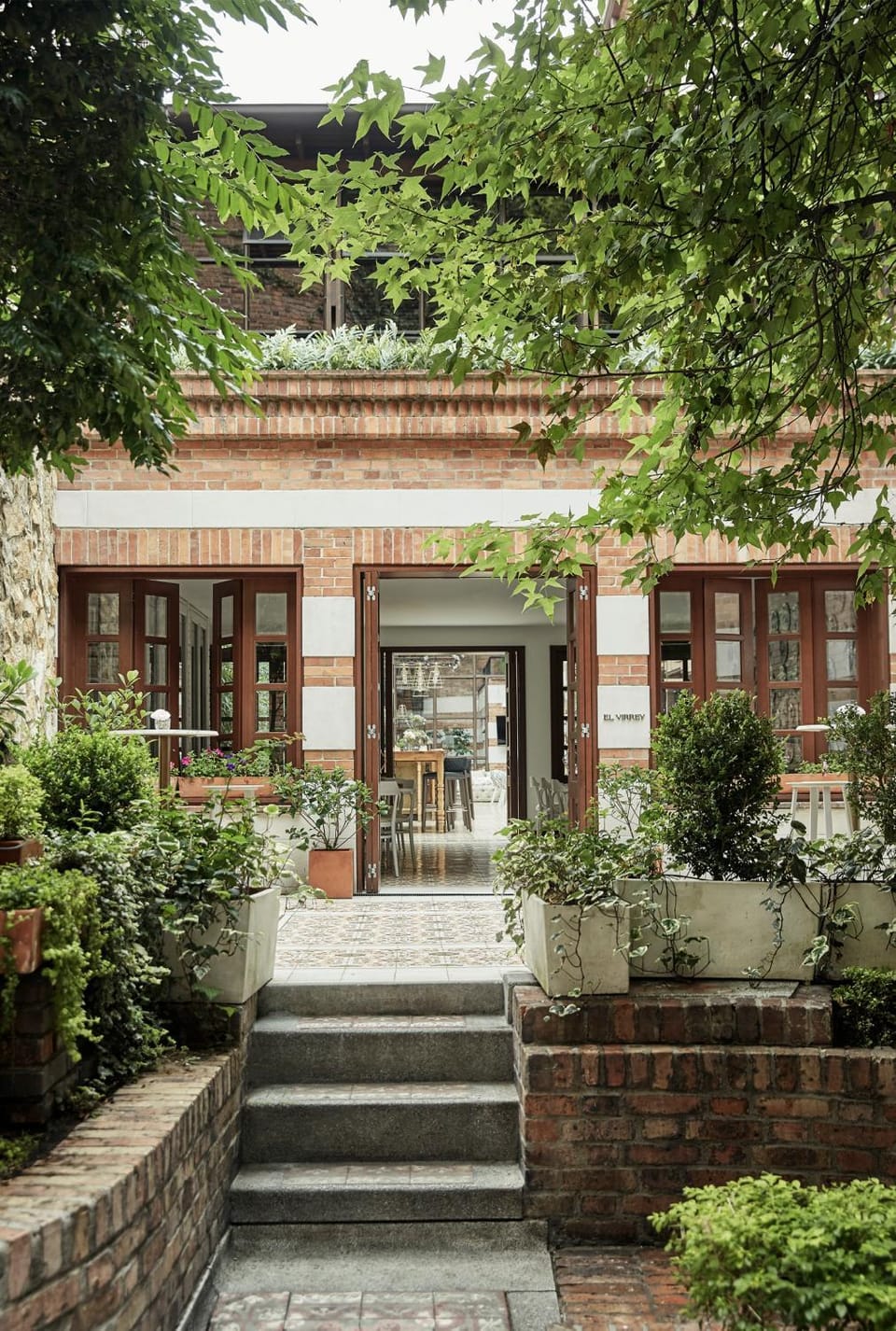 Facade/entrance, Day