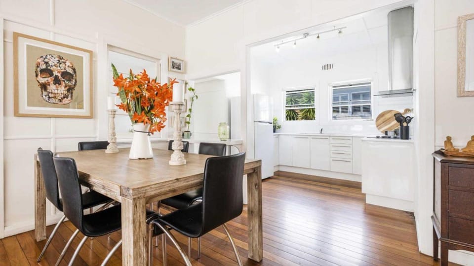 Leonards Beachshack - Lifestyle Yamba House in Yamba