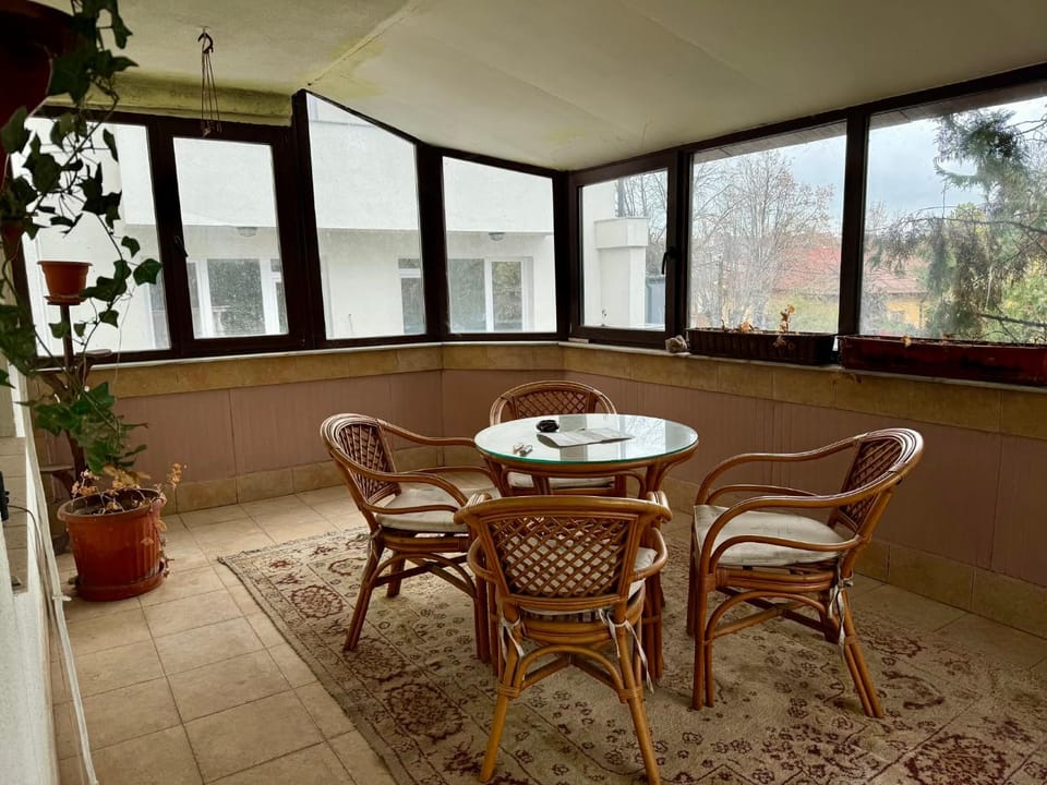 Christmas House Villa in Craiova