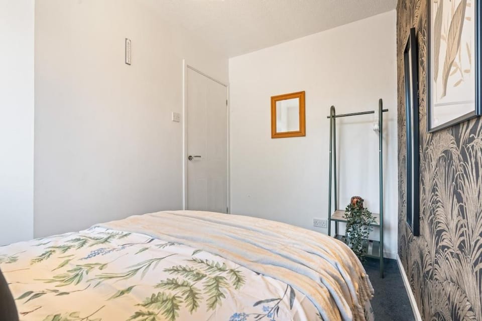 Bed, Bedroom, wardrobe