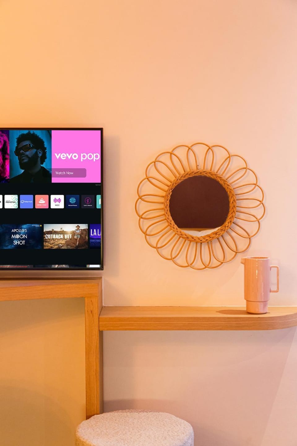 TV and multimedia, Decorative detail