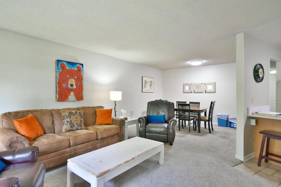 Sawmill Creek Downtown Condo: Ski In, Mountain Comfort Apartment in Breckenridge