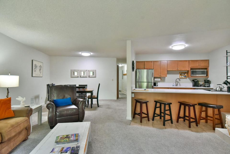 Sawmill Creek Downtown Condo: Ski In, Mountain Comfort Apartment in Breckenridge