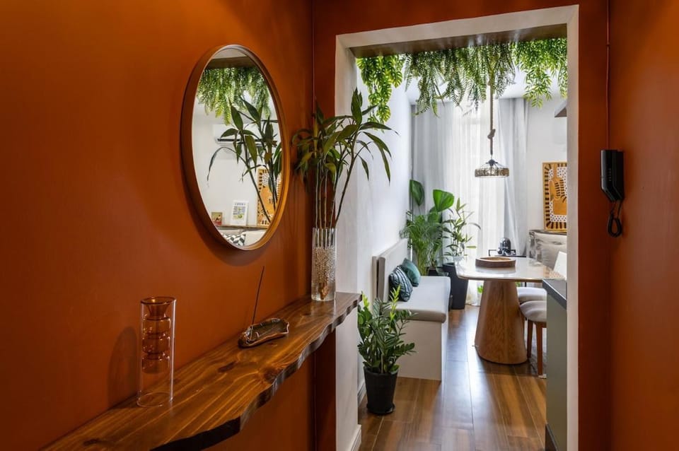 Sanci Mare Apt bedroom and living room 2 bathrooms in Copa Apartment in Rio de Janeiro