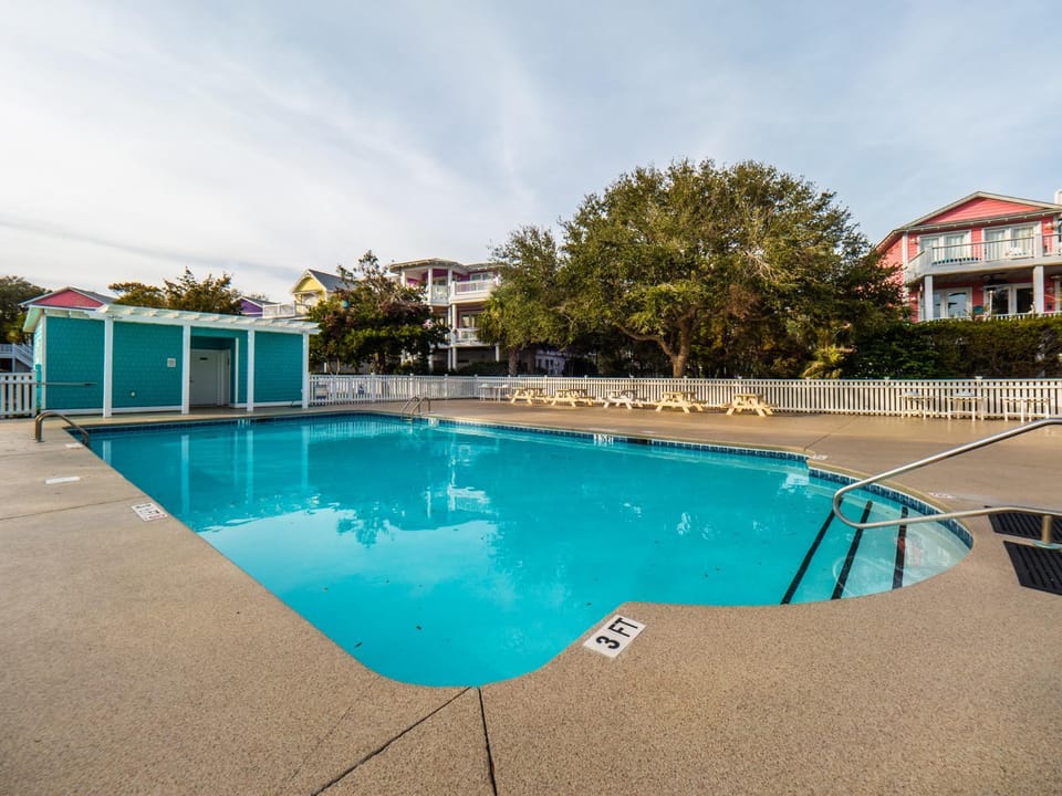 In Sea State Escape House in Kure Beach