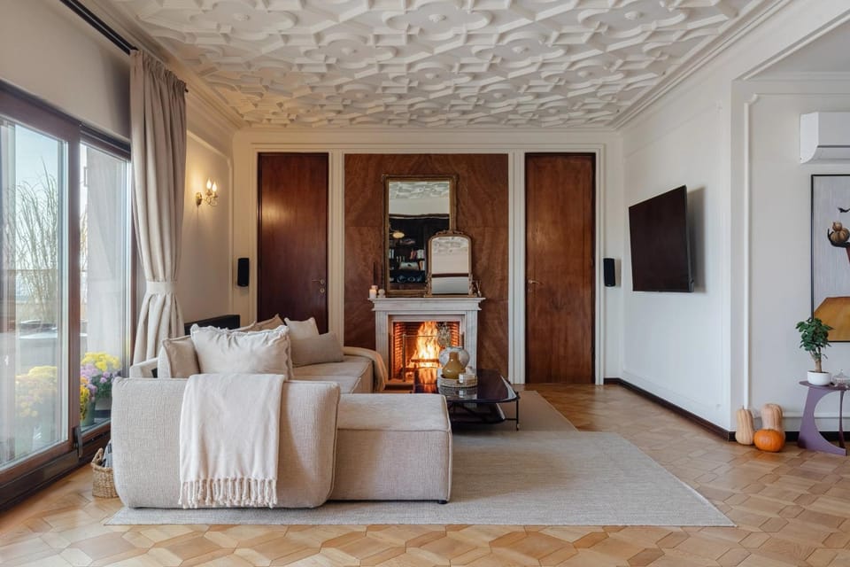 TV and multimedia, Living room, Seating area