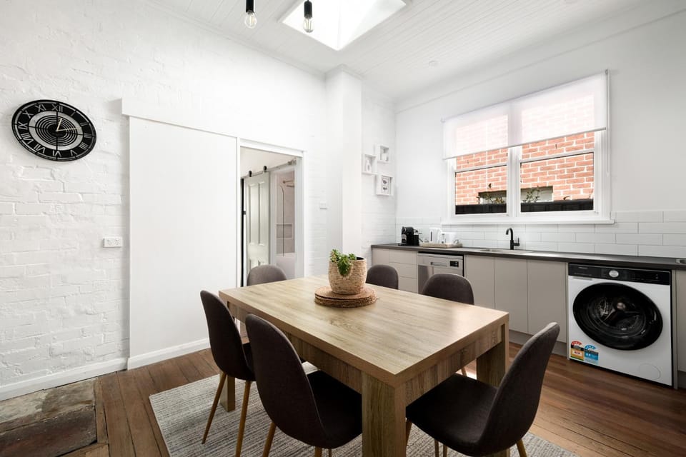 Dining area, dishwasher, laundry, kitchen