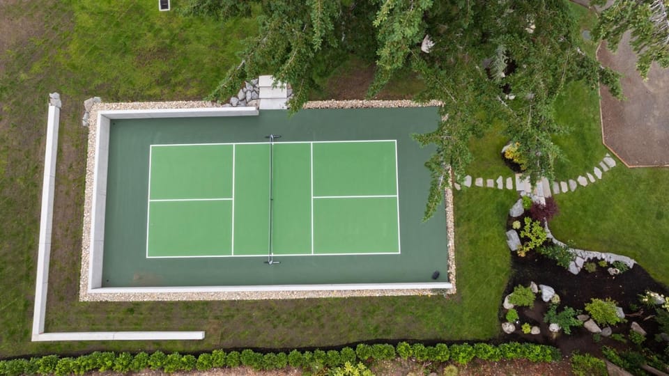 Tennis court