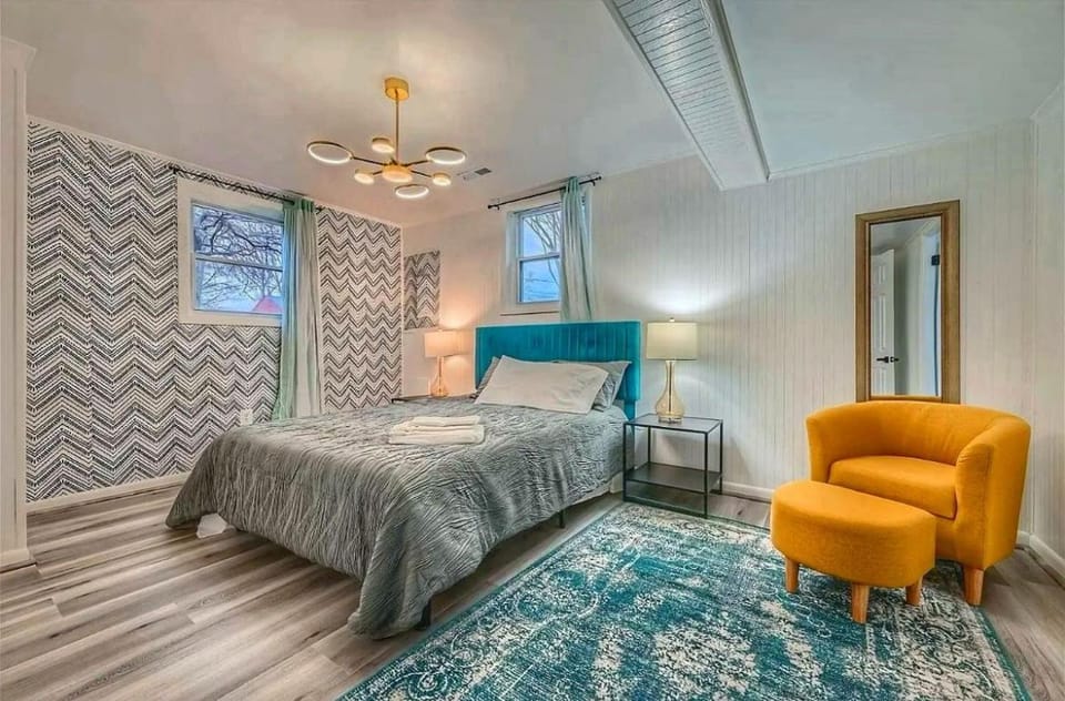 4BR House Mins to Downtown Annapolis with Firepit, Basement Bar, & Sleeps 12 House in Arnold
