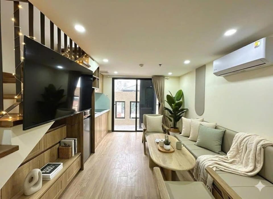 Ha Noi Light Home Apartment - Hoang Hoa Tham Street Apartment in Hanoi