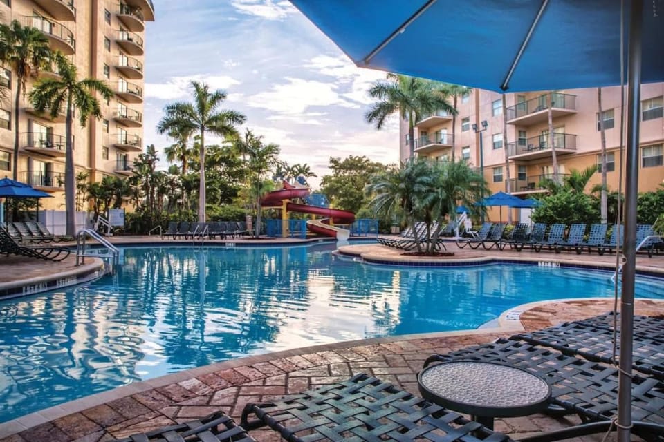 Club Wyndham Palm Aire- 2 BR- Apartment with resort access House in Pompano Beach