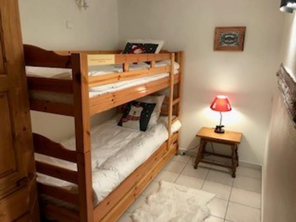 Appartement Chalet 2 Chambres - 6 Pers, Wifi, Parking - FR-1-836-27 Apartment in Arâches-la-Frasse