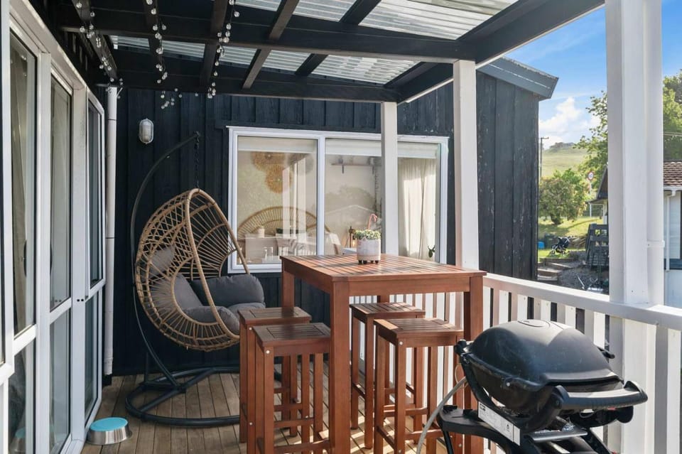 Urban Nook - Stylish Two Bedroom Hideaway House in Rotorua