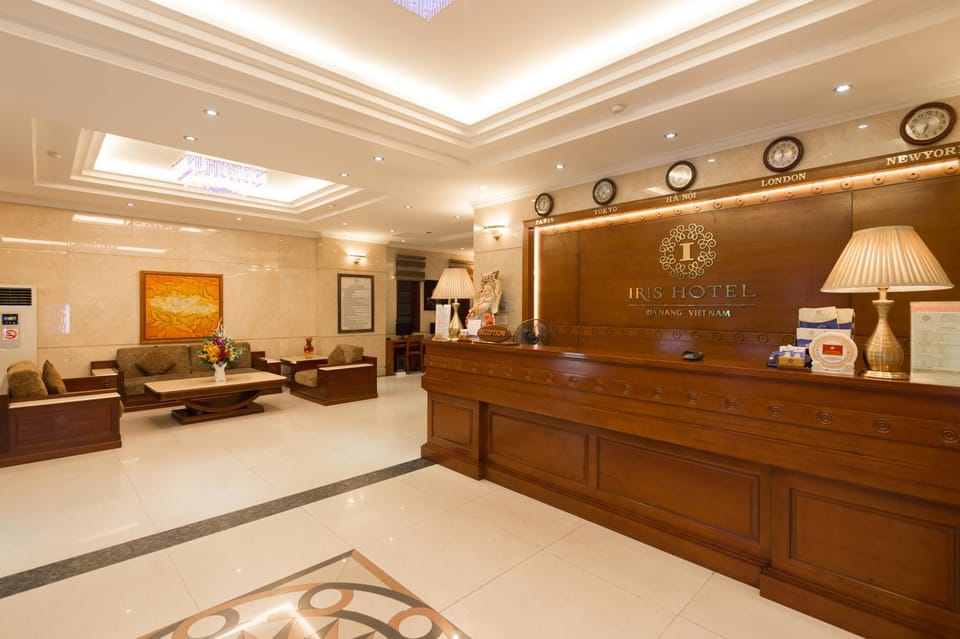 Communal lounge/ TV room, Lobby or reception, Internal: Not applicable to any particular room