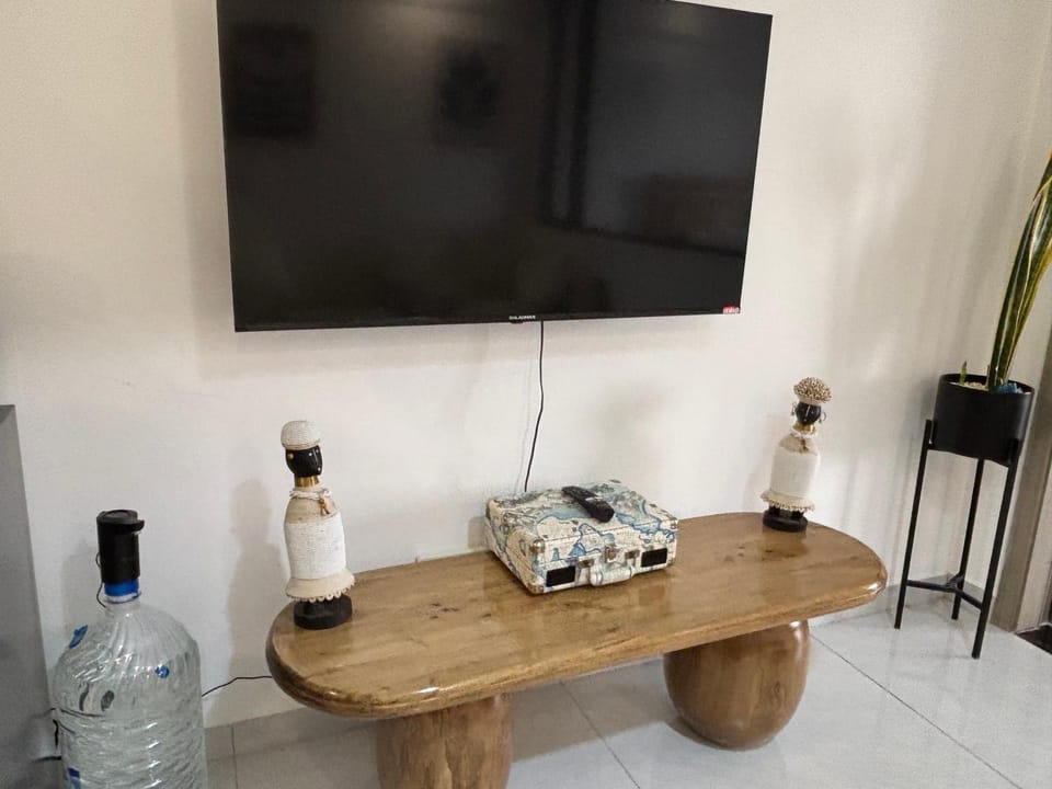 Luxury Westlands 1BR near GTC and Sarit Apartment in Nairobi