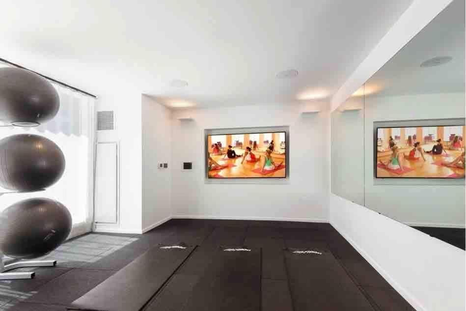Luxury 2BR Apt in Boston Pool Gym Apartment in South Boston