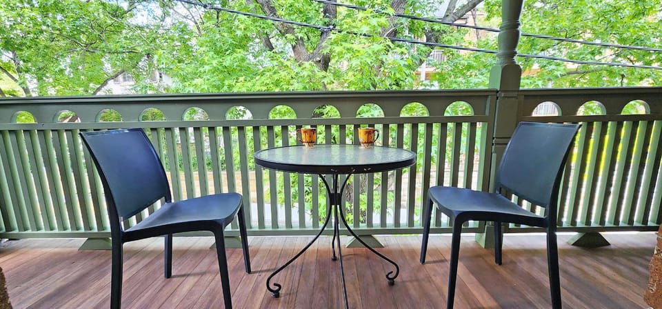 Ultimate Surry Hills Stay - Steps to Crown Street House in Surry Hills