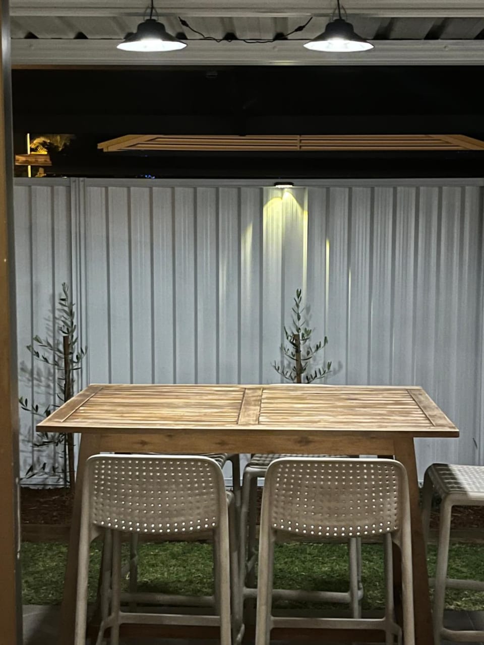Casa Al Mare- family and pet friendly, close to everything House in Burleigh Heads