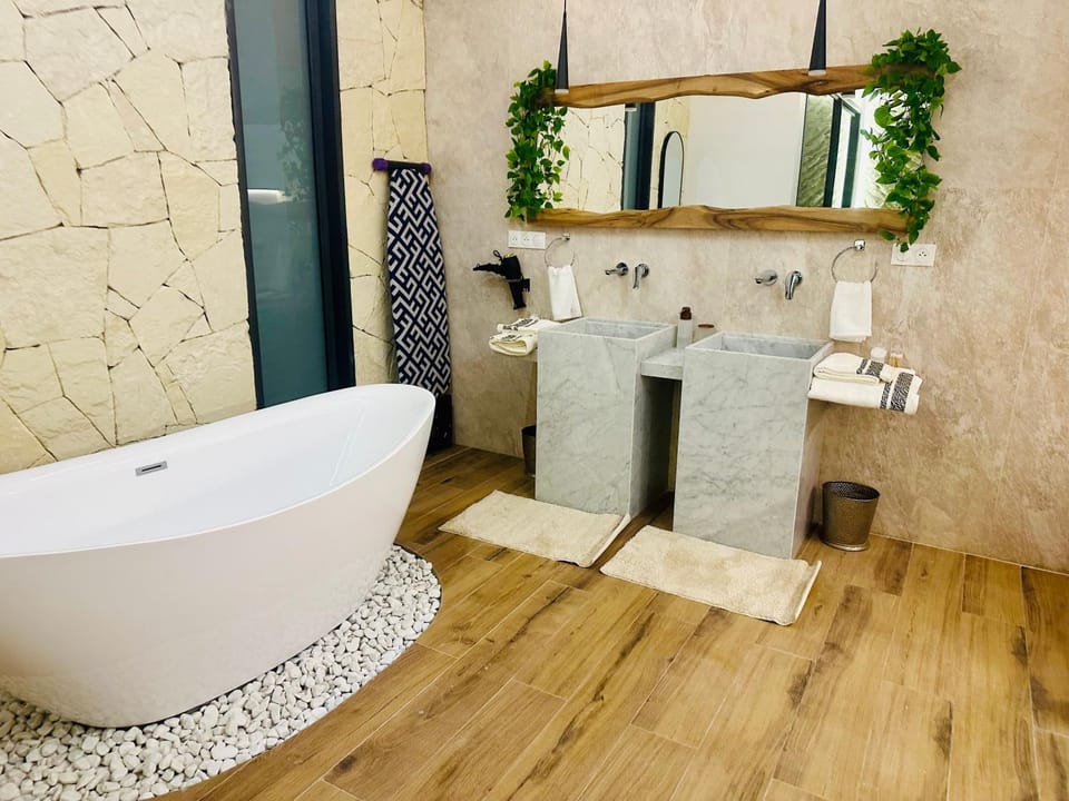 Toilet, Bathroom, Bath