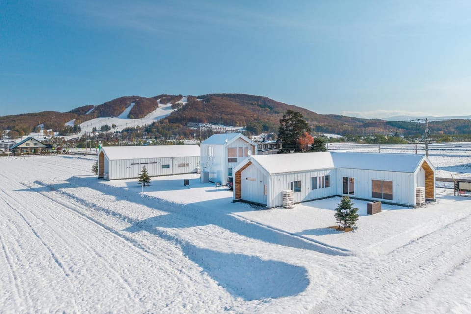 Property building, Natural landscape, Winter, Mountain view