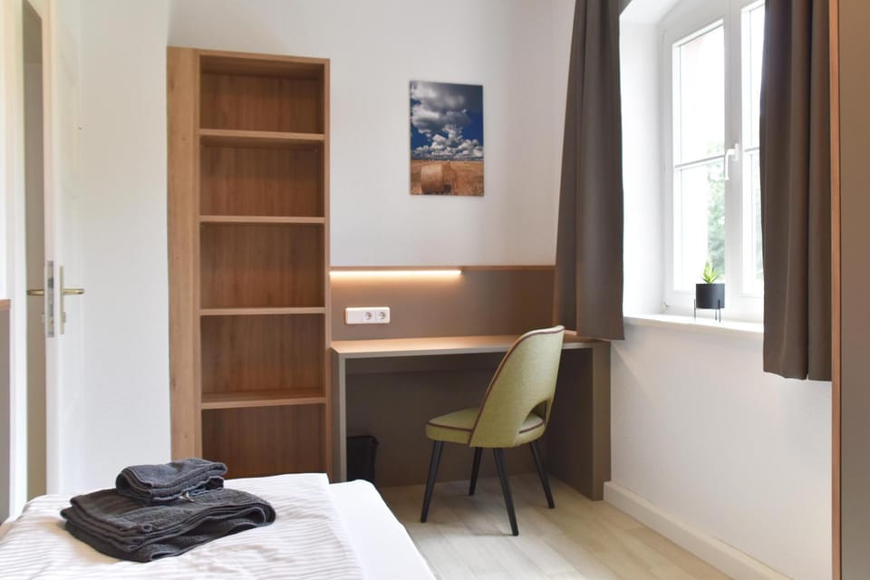 Bed, Photo of the whole room, Bedroom, wardrobe