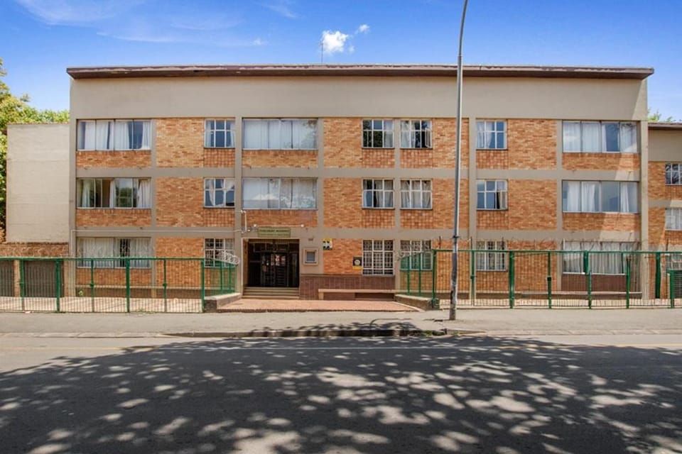 Elimu Lorentzville Apartment hotel in Johannesburg