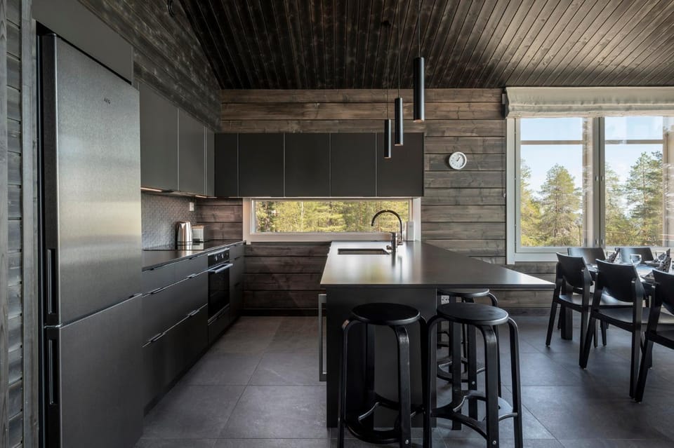 Kitchen or kitchenette, oven
