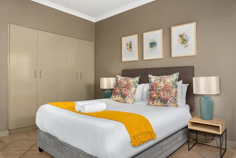 Sea Point Oasis | Private Garden Apartment in Sea Point