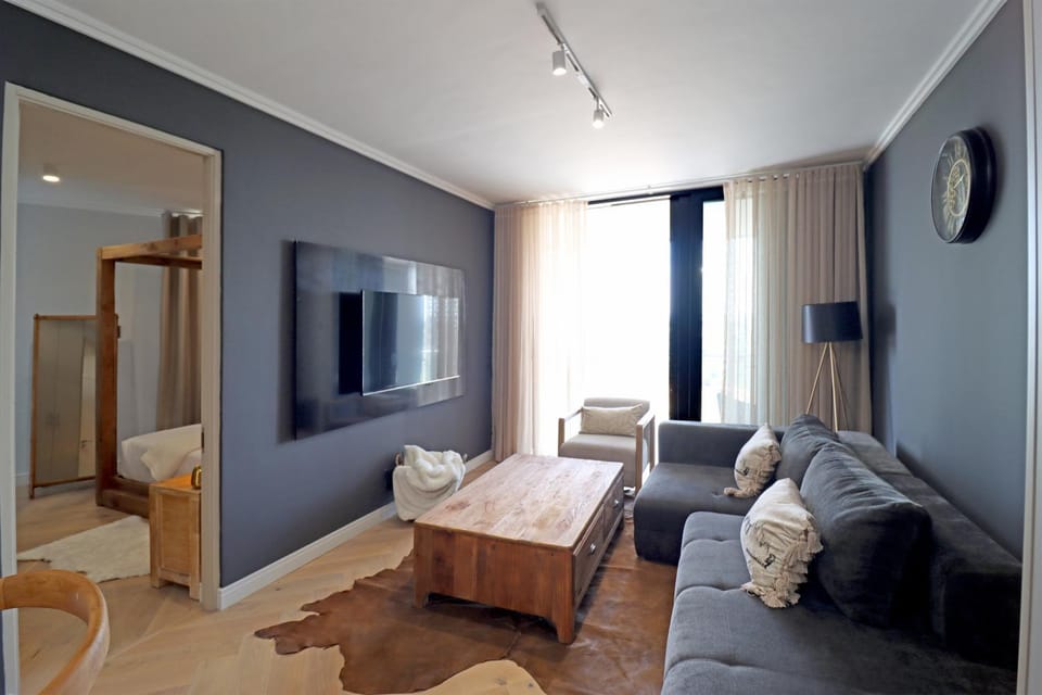 Thango Executives Gallileo Ellipse Apartment in Sandton