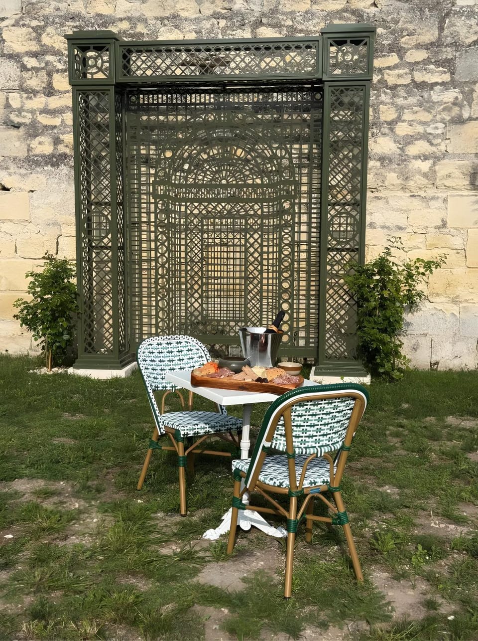 Property building, Living room