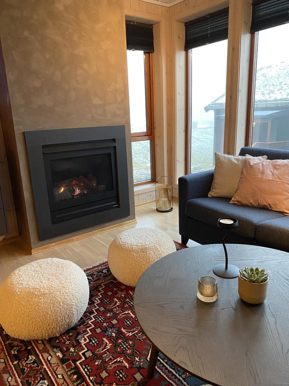 Living room, Seating area, fireplace