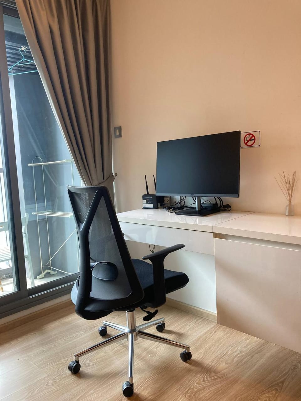 Free Airport Pick Up Rooftop Pool Gym near BTS Emquartier Shopping city center House in Bangkok