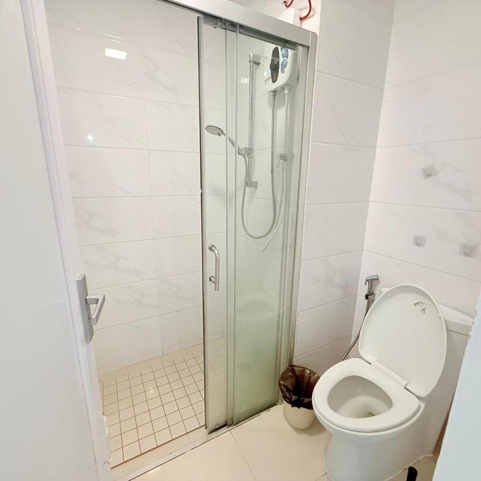 Ataraxia Park 4 Sea View 2R1B 6 Pax Apartment in Johor