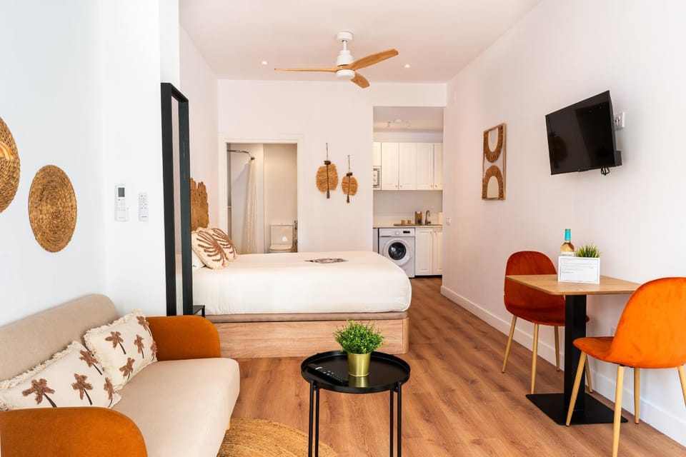 Apartamentos del Artesano - Adults Only Apartment in Seville
