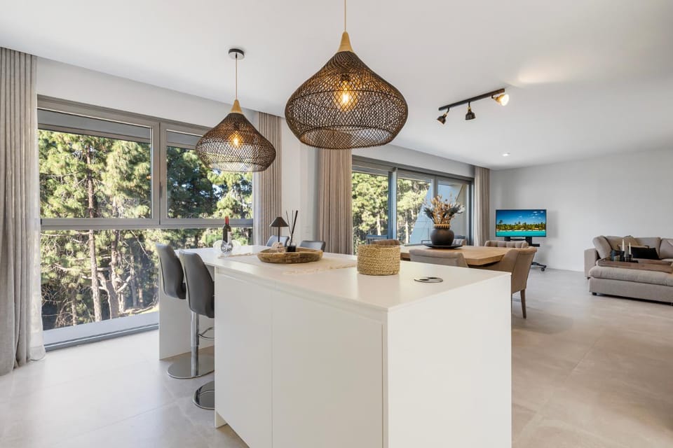 Casa Eden Luxury 3 bed room Chaparral Apartment in Costa del Sol