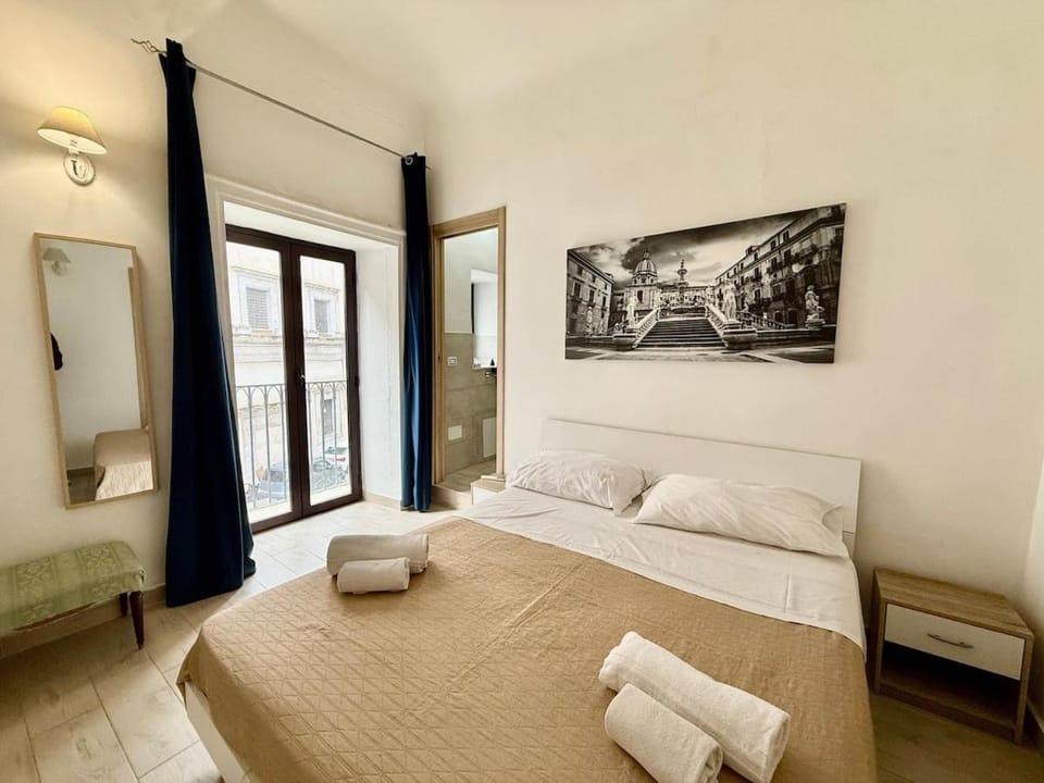 Dimora Sant'Agostino 2 Apartment in Palermo