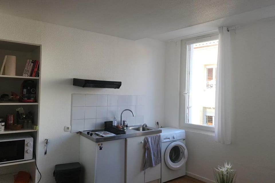 Bright apartment ideally located Toulouse Apartment in Toulouse