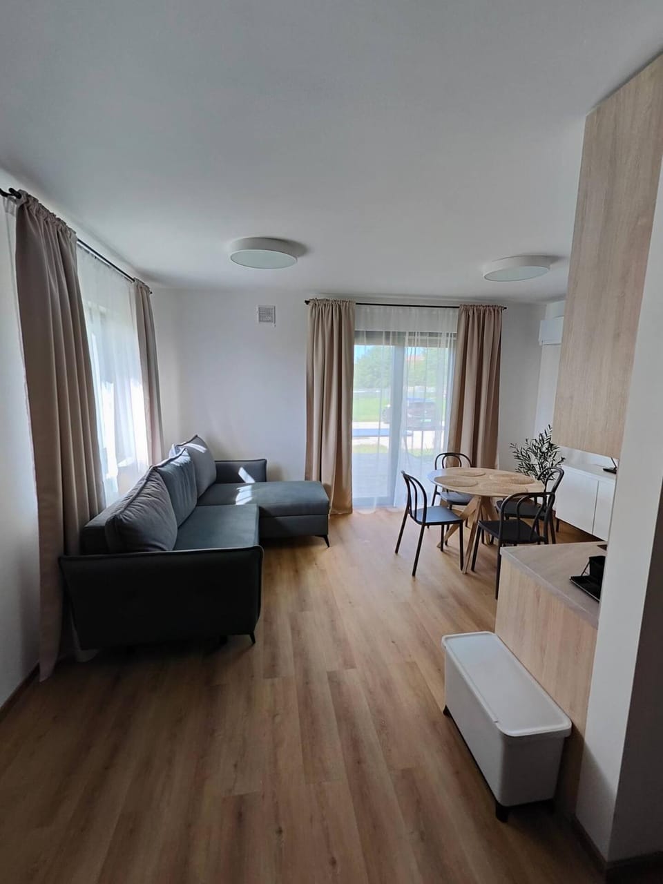 Rewal Komfortowy Apartament 2 Sypialnie 10 min od Plaży Parking Taras Grill Apartment in West Pomeranian Voivodeship, Poland
