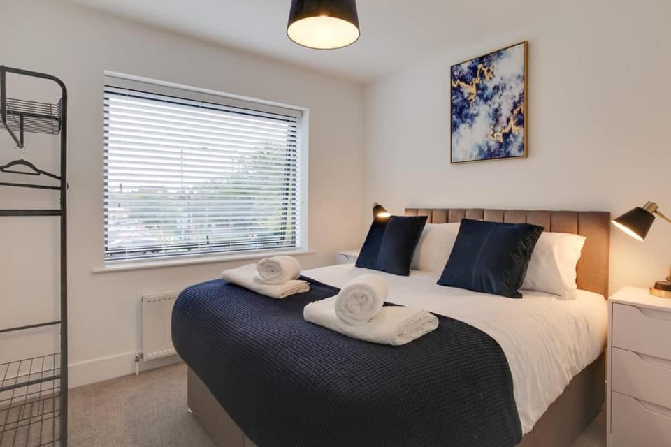 Surehaven Stays 4 Bedroom House Braintree House in Braintree