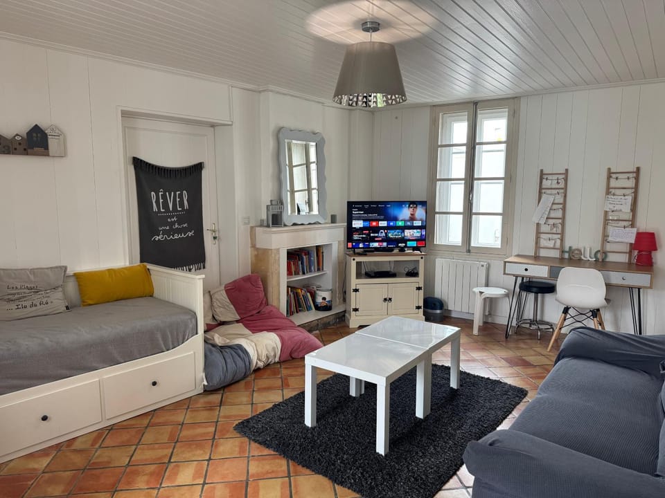TV and multimedia, Living room