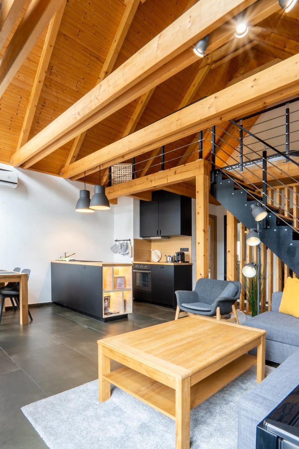 Communal lounge/ TV room, Kitchen or kitchenette, Kitchen or kitchenette, Living room, Seating area