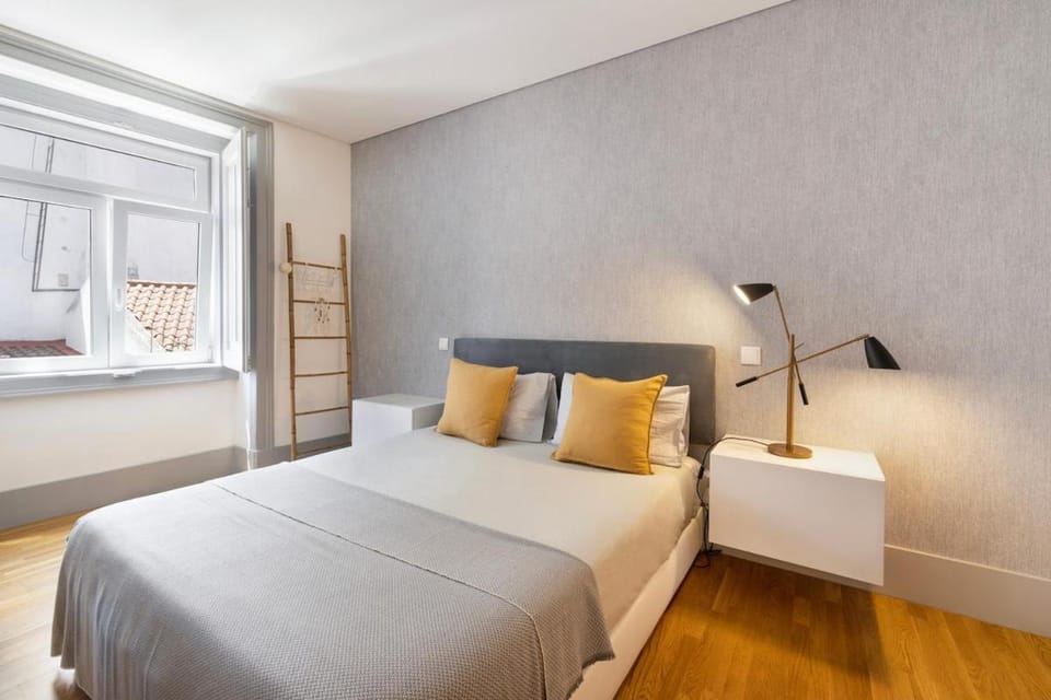 Colosseum Building - Gamma Apartment in Lisbon