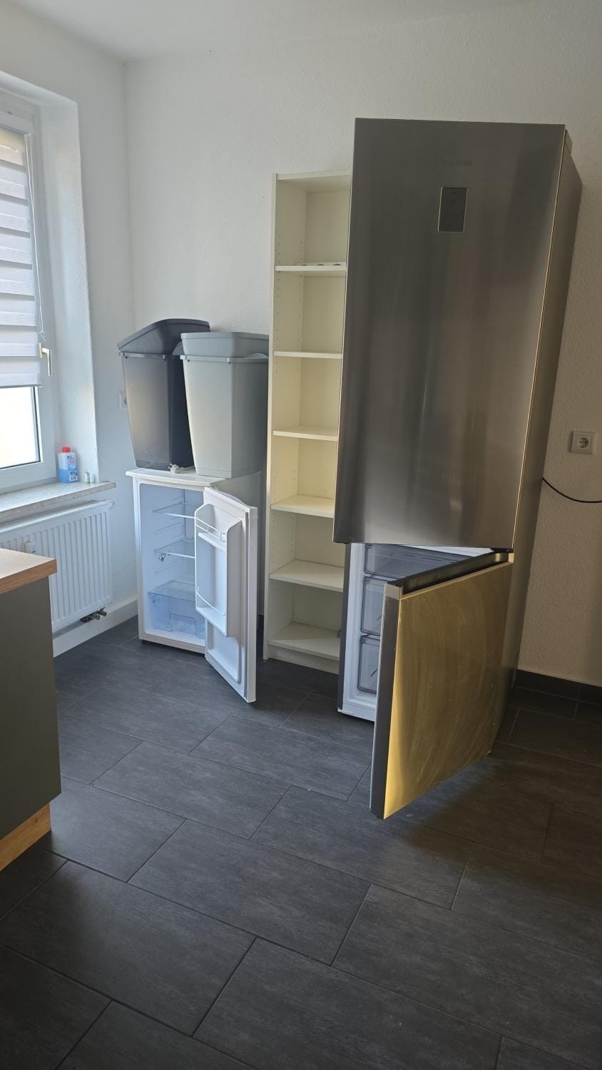 Schöne Vollausgestattete Monteurs- Gästewohnung nähe Raffinerie Leuna und Geiseltalsee 0305 Apartment in Thuringia, Germany