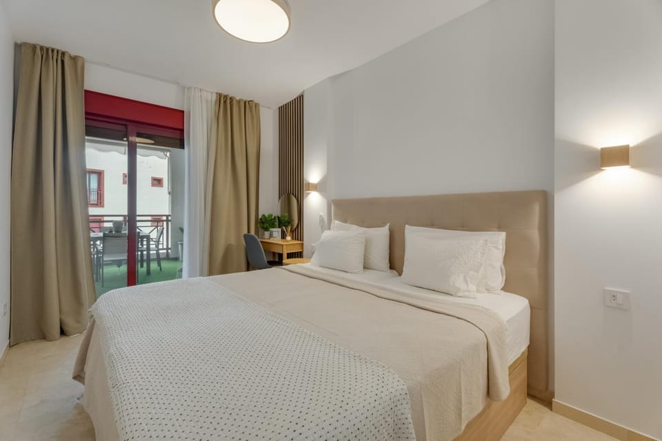 Living room, Bedroom