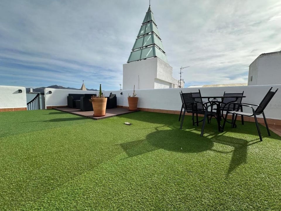 Garden, Balcony/Terrace