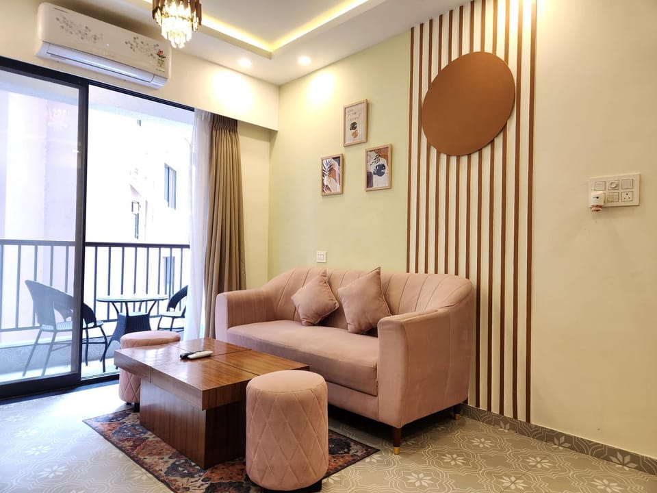 Living room, Seating area, air conditioner