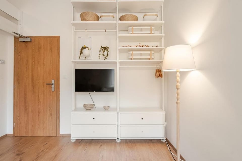 TV and multimedia, wardrobe