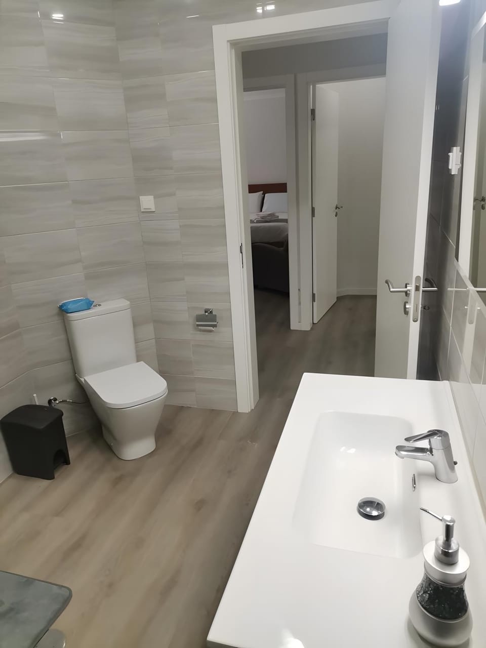Bathroom, Living room