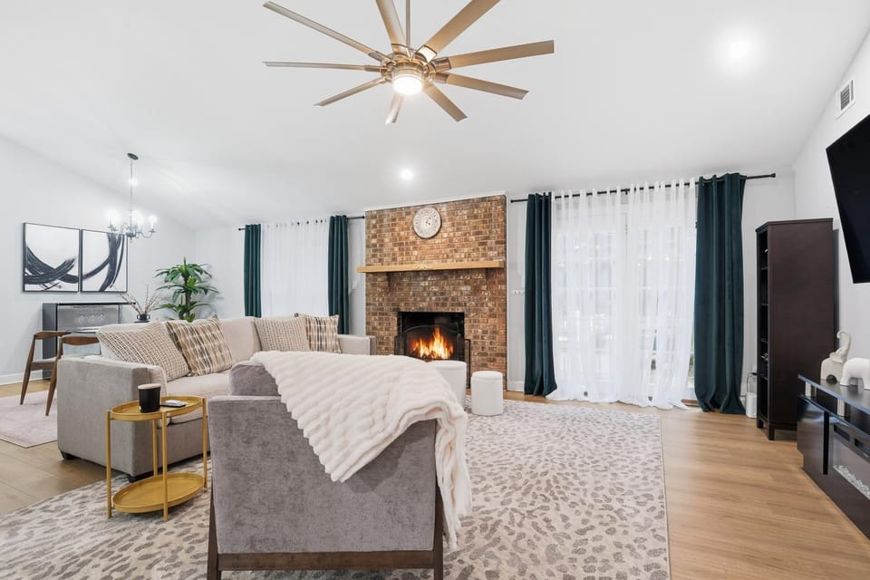 Living room, fireplace
