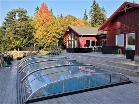 Property building, Pool view